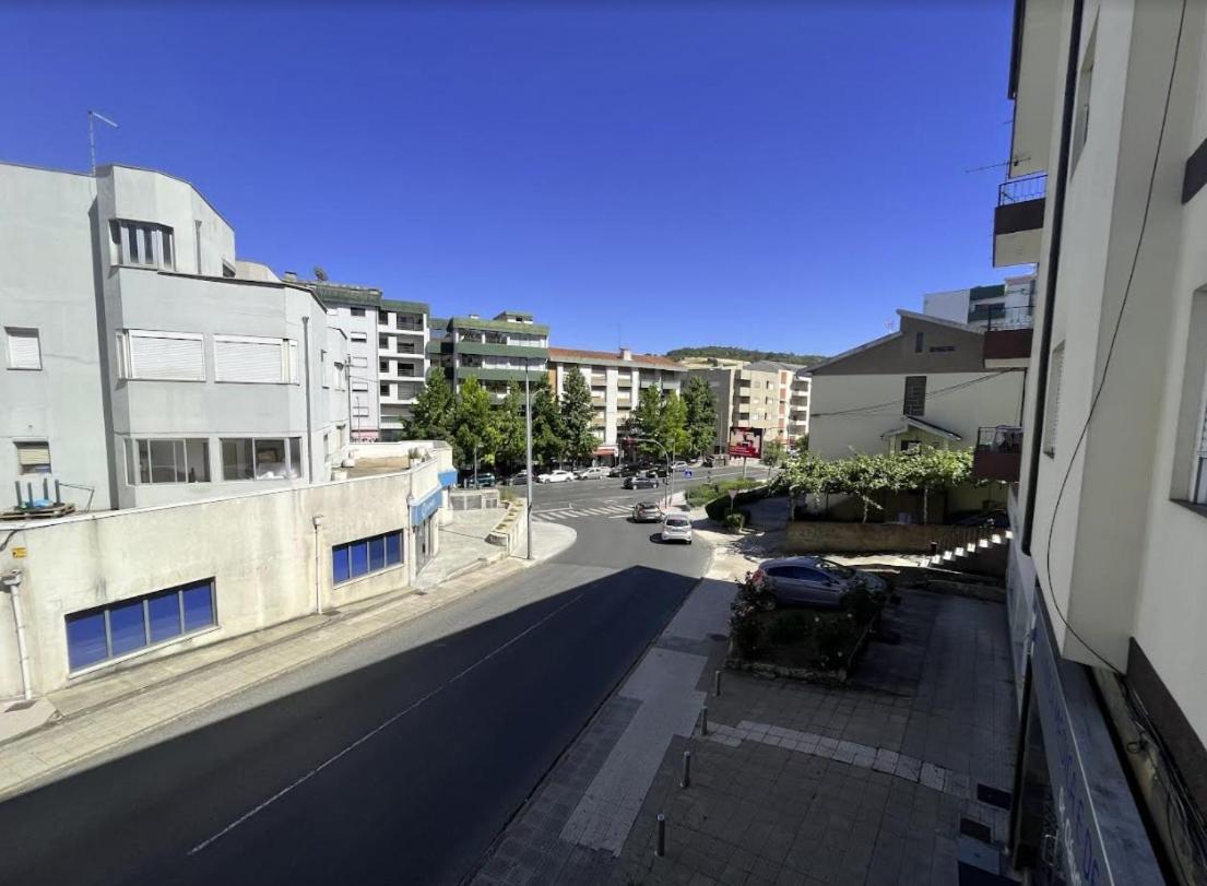 Appartement Apartamento Central Na Av. Sa Carneiro à Bragance Extérieur photo